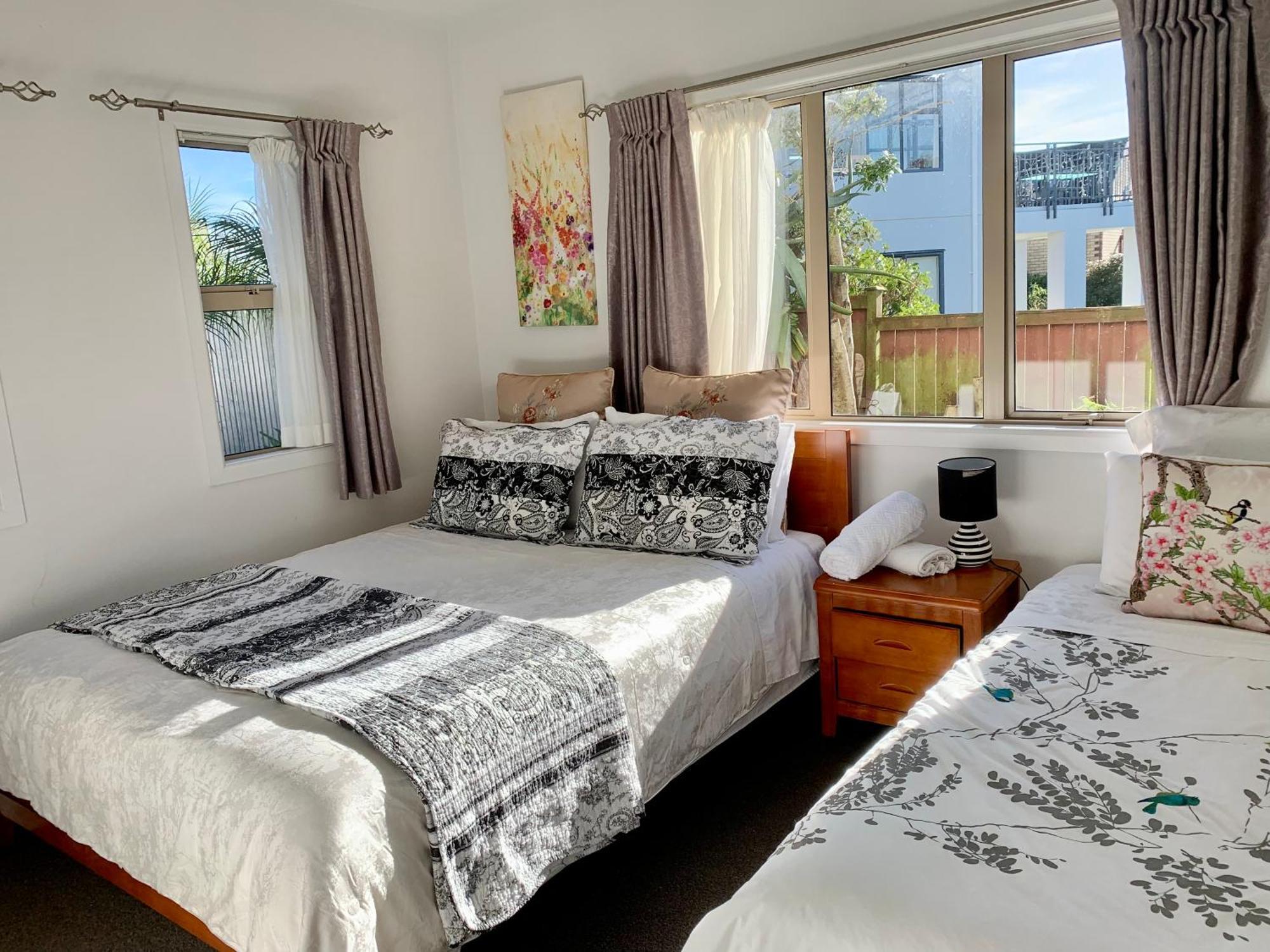 ホテル Amazing Seaview House オークランド エクステリア 写真